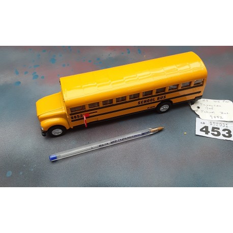 SS Dis Cast School Bus 9852