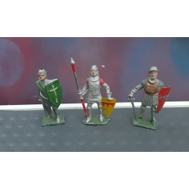 3 VINTAGE Knights Lead Figures  (Z) Toy no