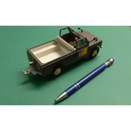 VINTAGE Britains LWB Land Rover Farm