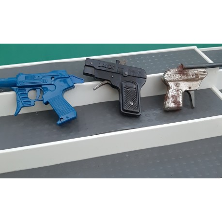 3 old Toys Gun's