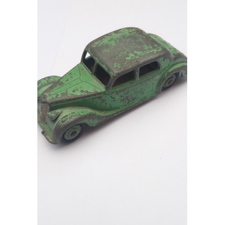 Dinky Toys RILEY no 40A Saloon Car 1947 to