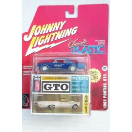 Johnny Lightning 1965 Pontiac GTO (17)