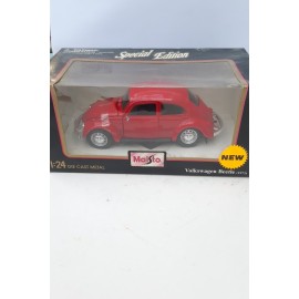 Beetle Car in Red 1/24 Diecast Maisto 1973