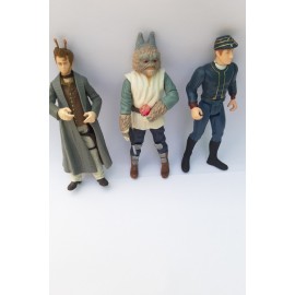 3 VINTAGE Figures in Very GOOD condition