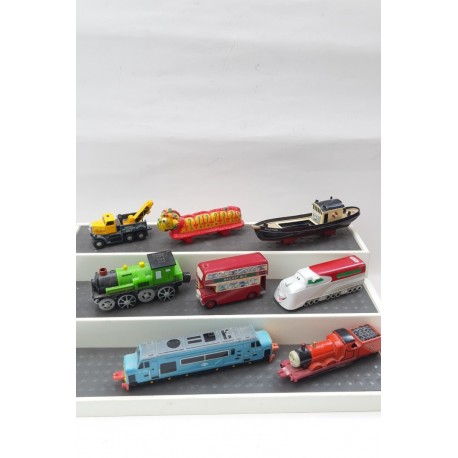 Job Lot of 8 toys Ertl Thomas and Friends