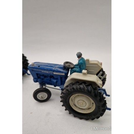 Vintage Britain's 6600 Ford Tractor