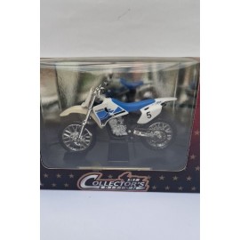 Yamaha YZ400F For Sale 1/18 Scale
